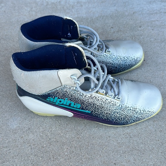 Alpina Touring Nordic Cross Country Ski Boots Size EU 43 Made in Slovenia - Picture 4 of 5